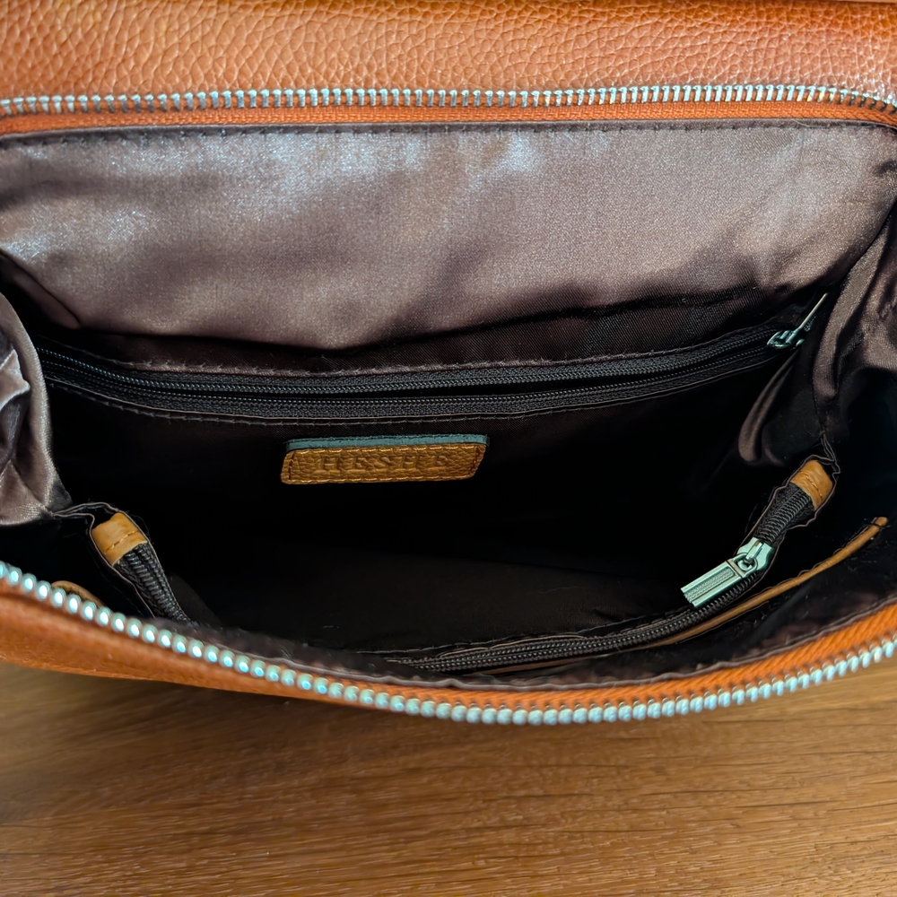 Stylish Tan Leather Backpack for Men - Picture 4 of 7